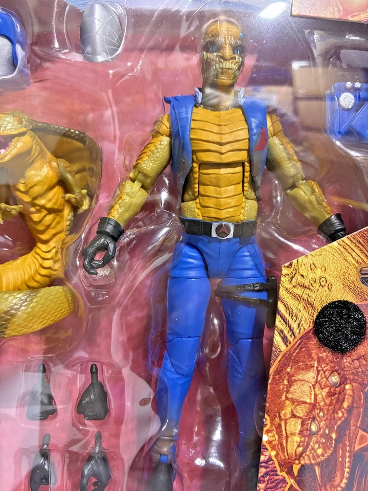 G.I. Joe Classified Series Cobra-La Bundle — Cobra Commander (Once A Man) #130 & Cobra-La Royal Guard #191