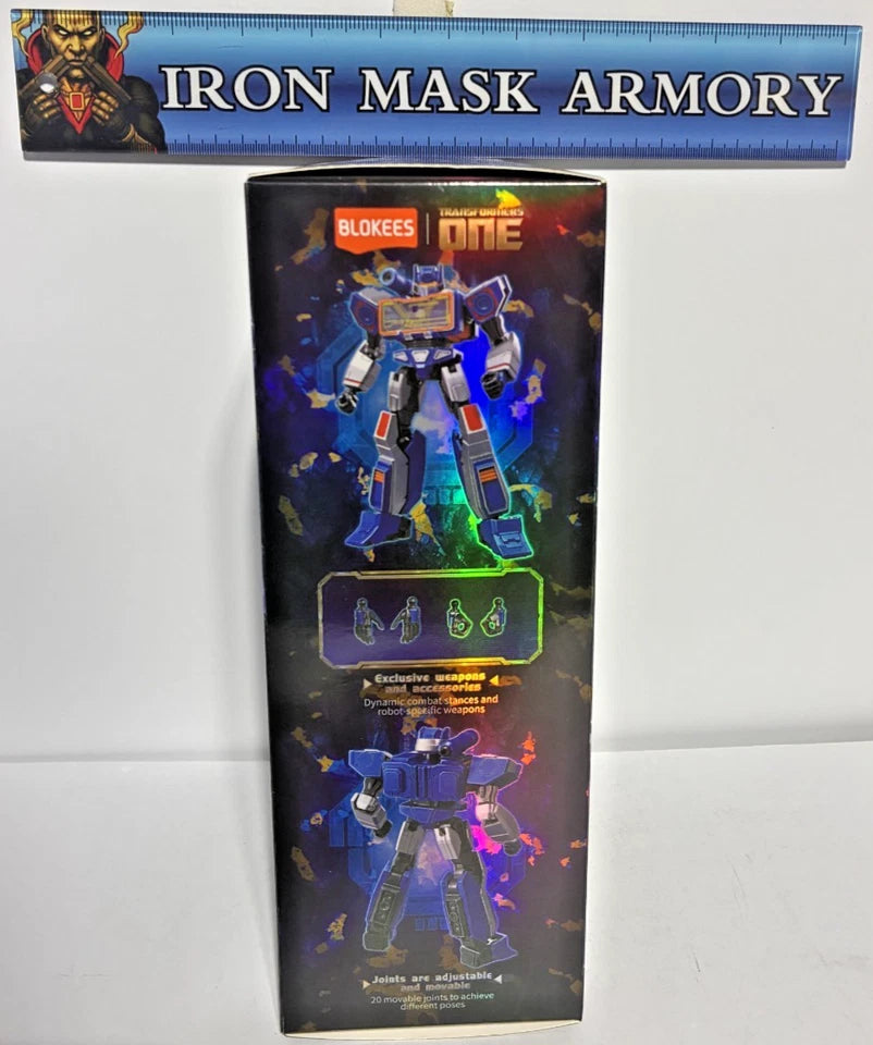 Blokees Classic Class #17 — Soundwave Model Kit | Transformers One | Light-Up Eyes & Chest | 85-Piece Snap-Fit | New in Box