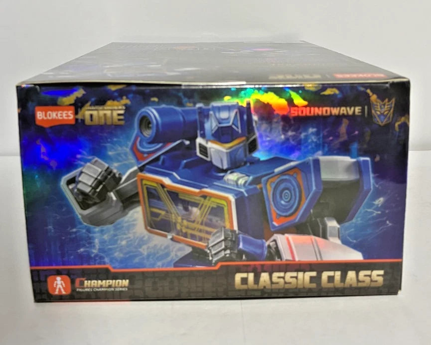 Blokees Classic Class #17 — Soundwave Model Kit | Transformers One | Light-Up Eyes & Chest | 85-Piece Snap-Fit | New in Box