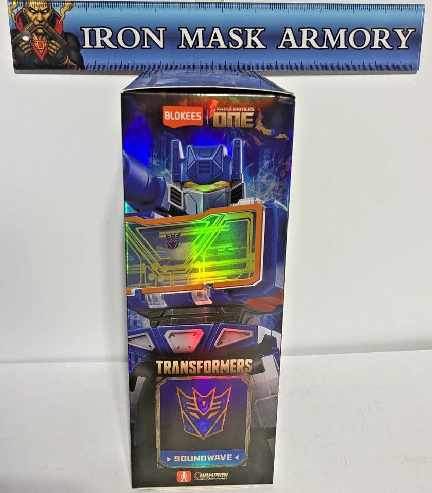 Blokees Classic Class #17 — Soundwave Model Kit | Transformers One | Light-Up Eyes & Chest | 85-Piece Snap-Fit | New in Box